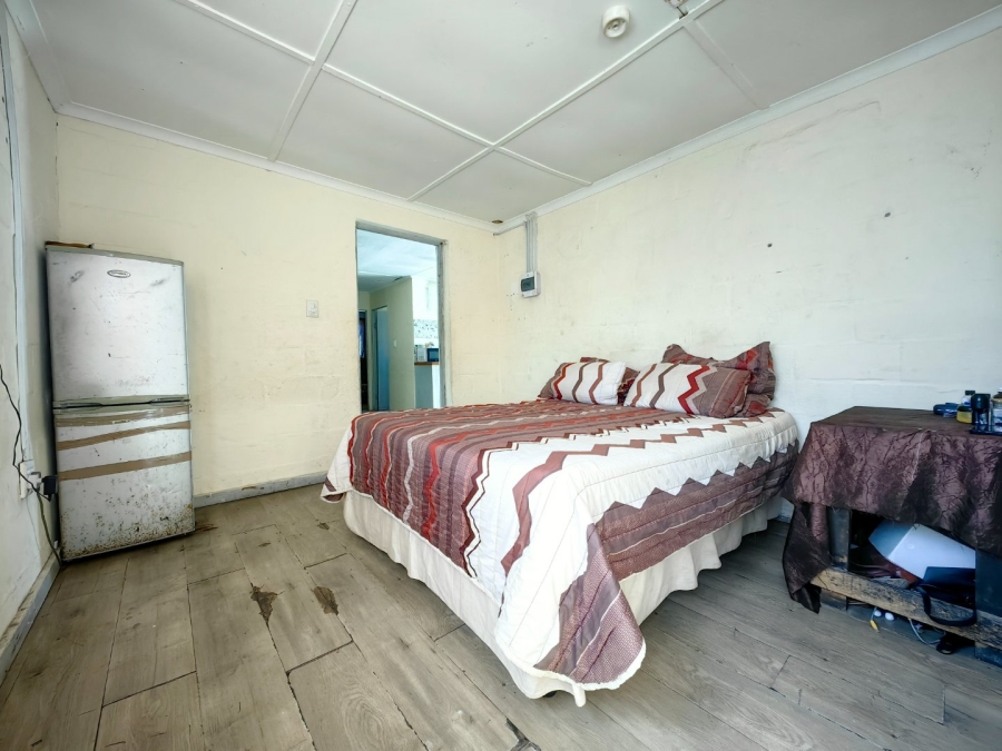 3 Bedroom Property for Sale in Roosendal Western Cape